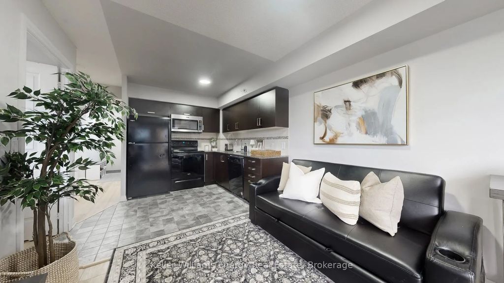 30 Meadowglen Place 617, Toronto E09