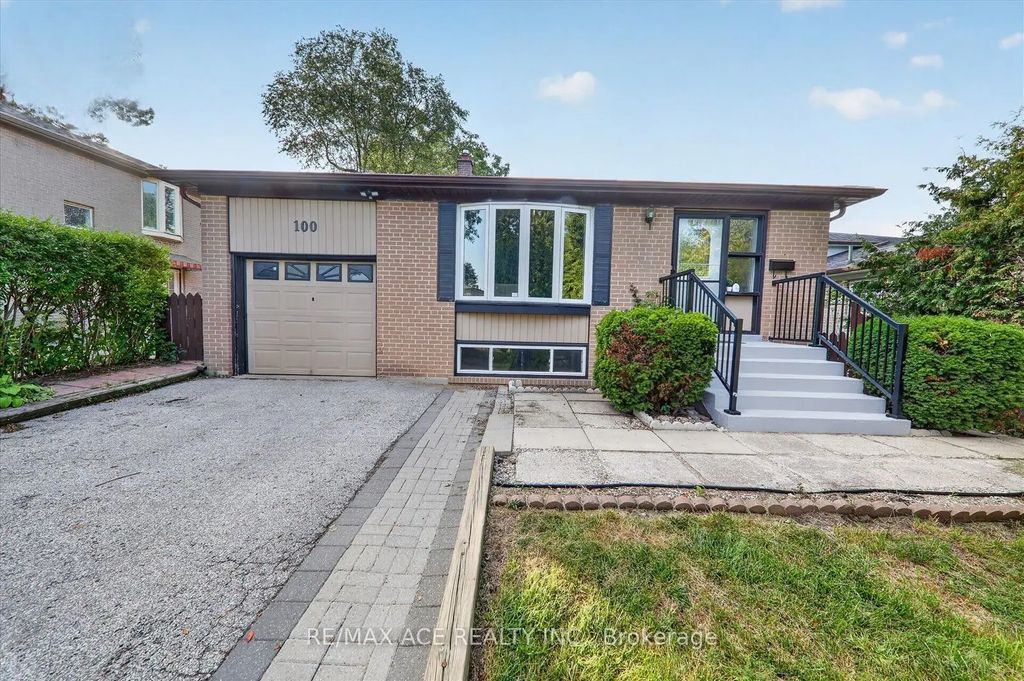 100 Merkley Square, Toronto E09