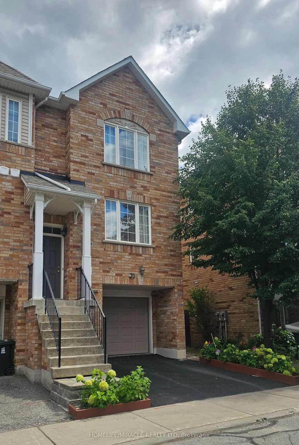 2800 Eglinton Avenue E 1, Toronto E08