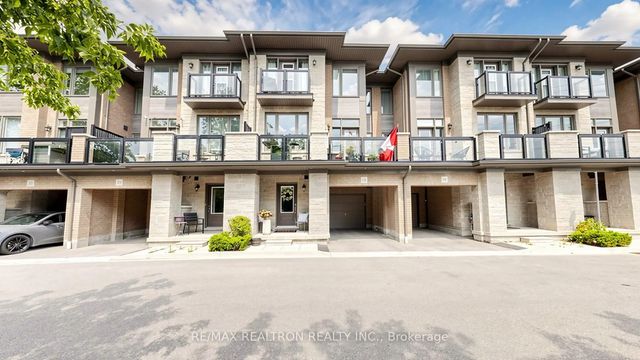 1956 Altona Road 19, Pickering