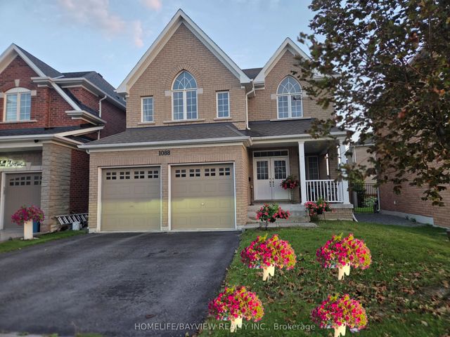 1088 Greenhill Avenue, Oshawa