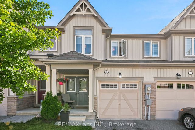 15 Farmstead Drive, Clarington