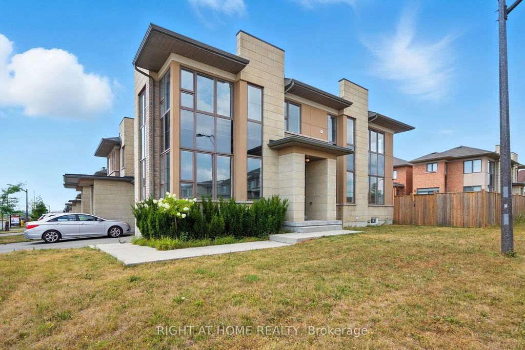 108 Vanier Street, Whitby