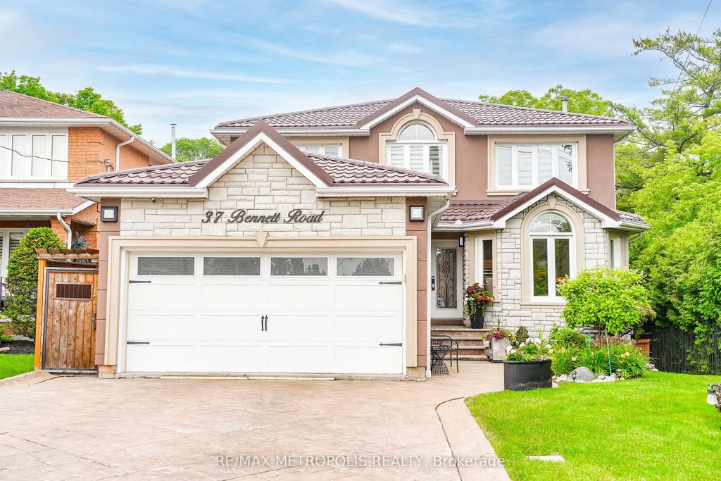 37 Bennett Road, Toronto E10