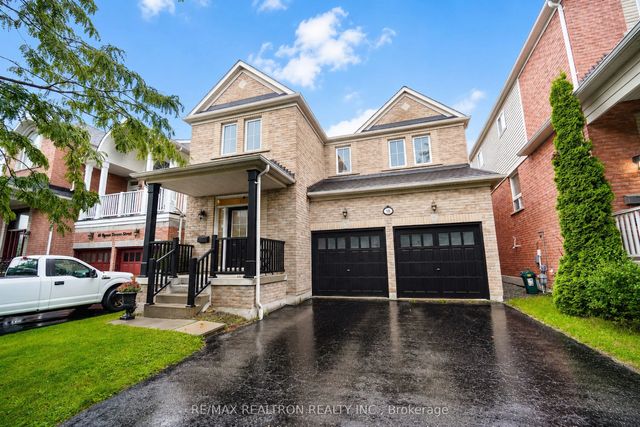18 Byram Downs Street, Ajax