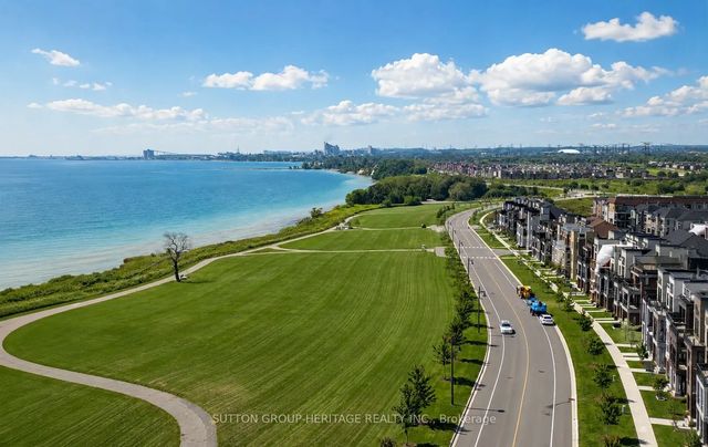 22 C Lookout Drive, Clarington