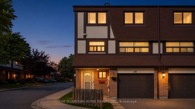 1975 Memory Lane 28, Pickering