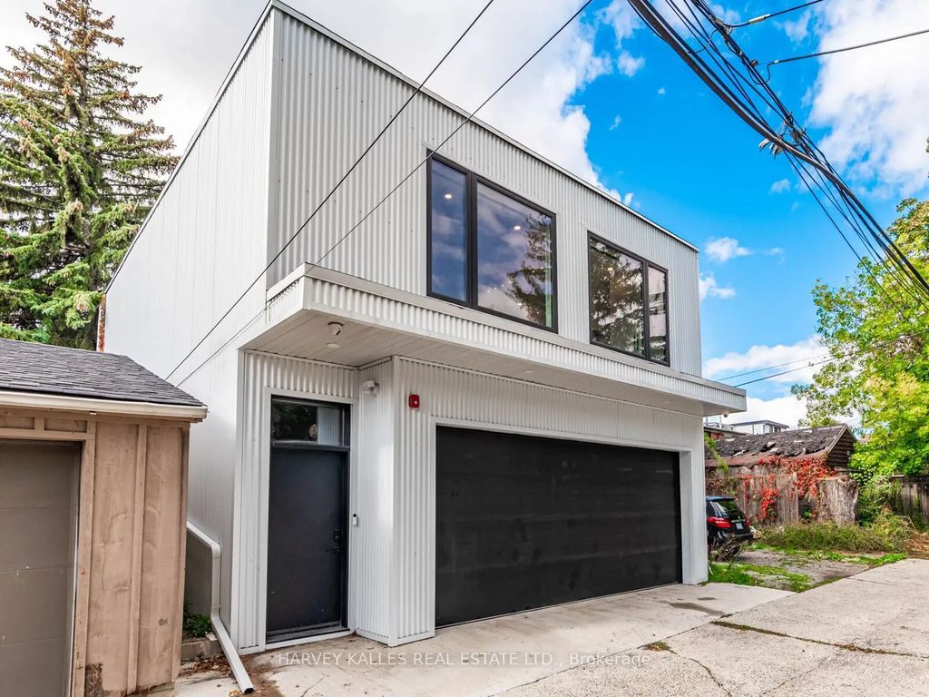 20 Leslie Garden Lane, Toronto E01