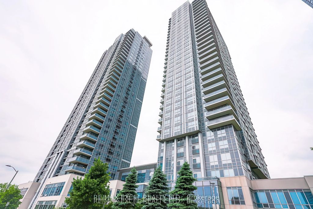 275 Village Green Square 1215, Toronto E07