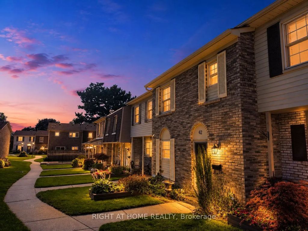 580 Eyer Drive 62, Pickering