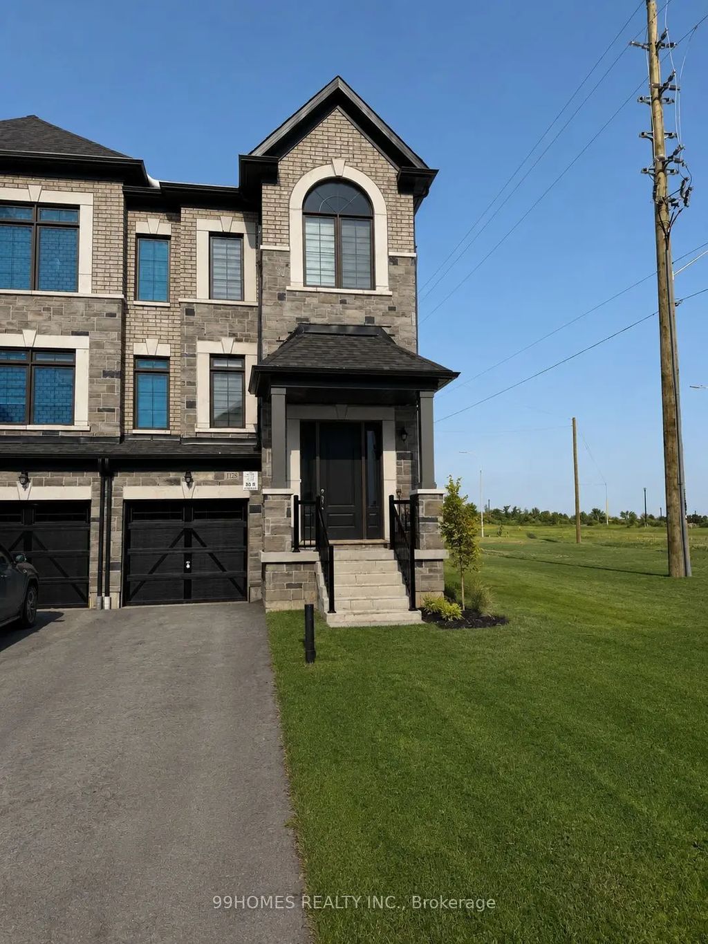 1128 Pisces Trail, Pickering