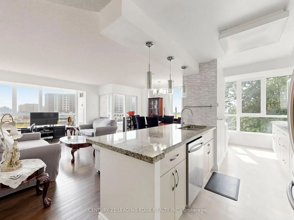 3231 Eglinton Avenue E 204, Toronto E08