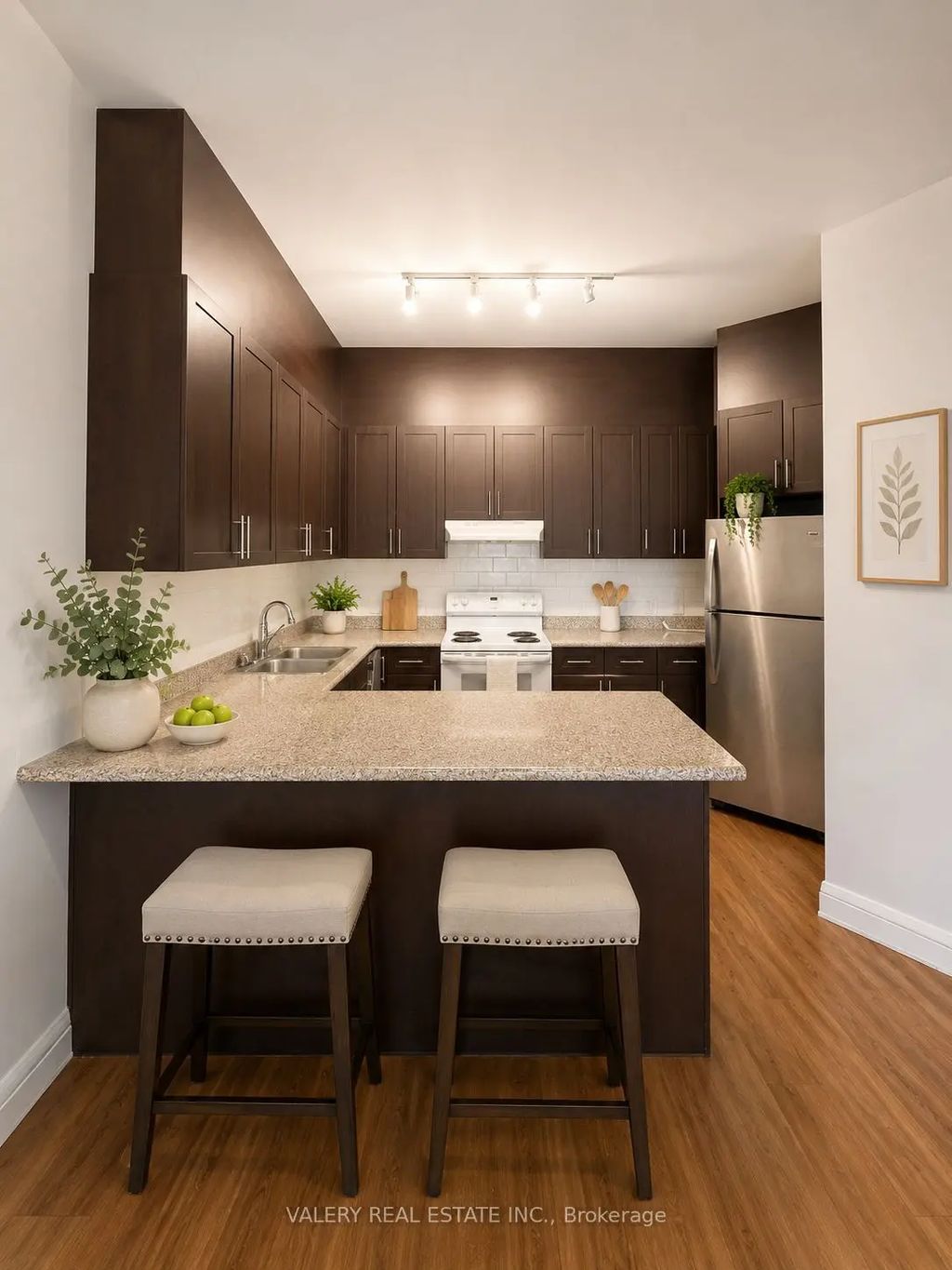 75 Eastdale Avenue B101, Toronto E03
