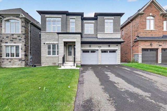 2939 Grindstone Crescent, Pickering
