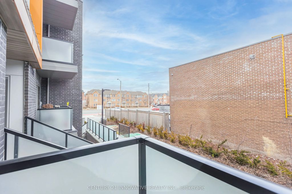 2791 Eglinton Avenue E 511, Toronto E08