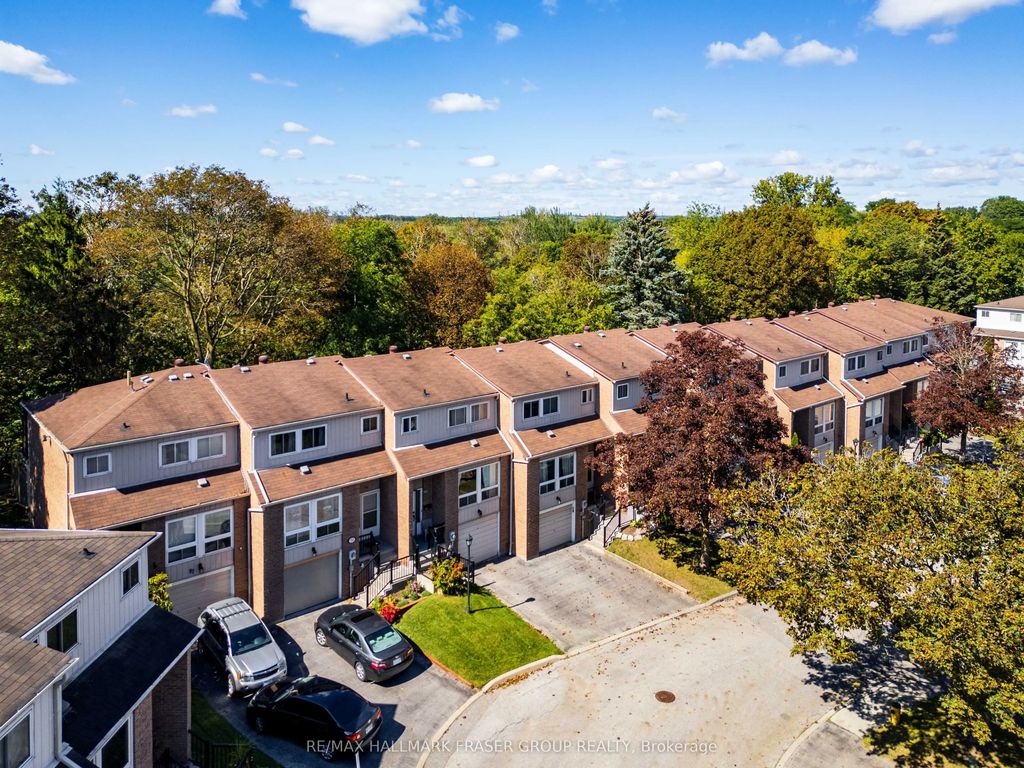 63 Willows Lane, Ajax