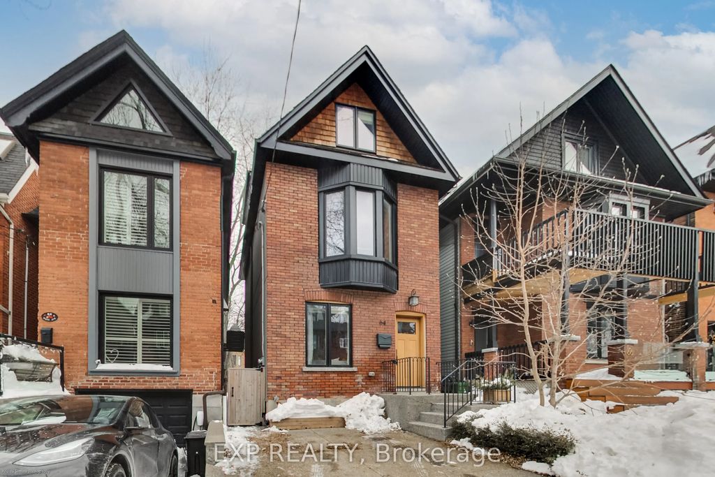 64 West Avenue, Toronto E01