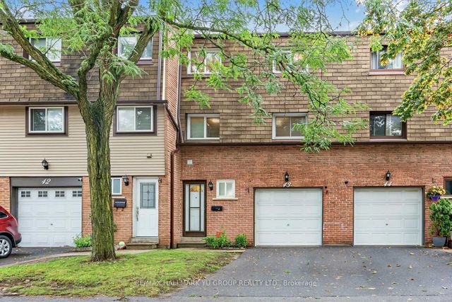 1945 Denmar Road 43, Pickering
