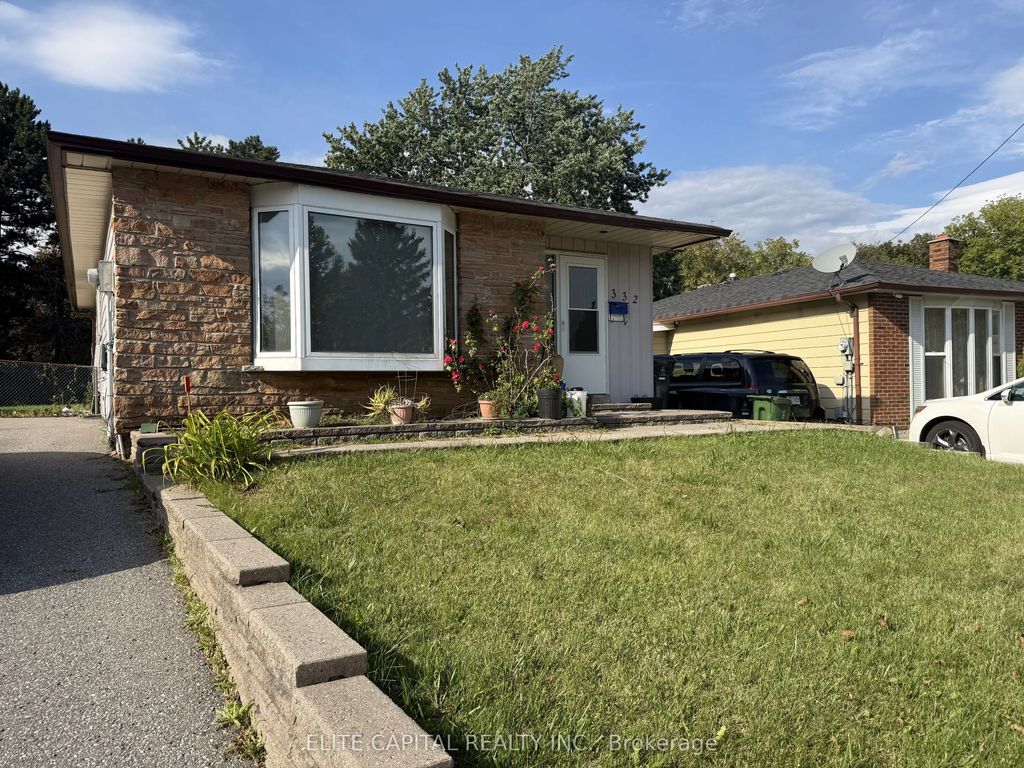 332 Burrows Hall Boulevard, Toronto E11