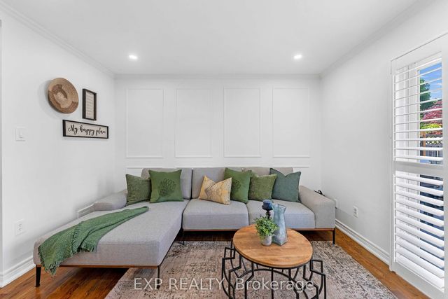 42 Fieldnest Crescent, Whitby