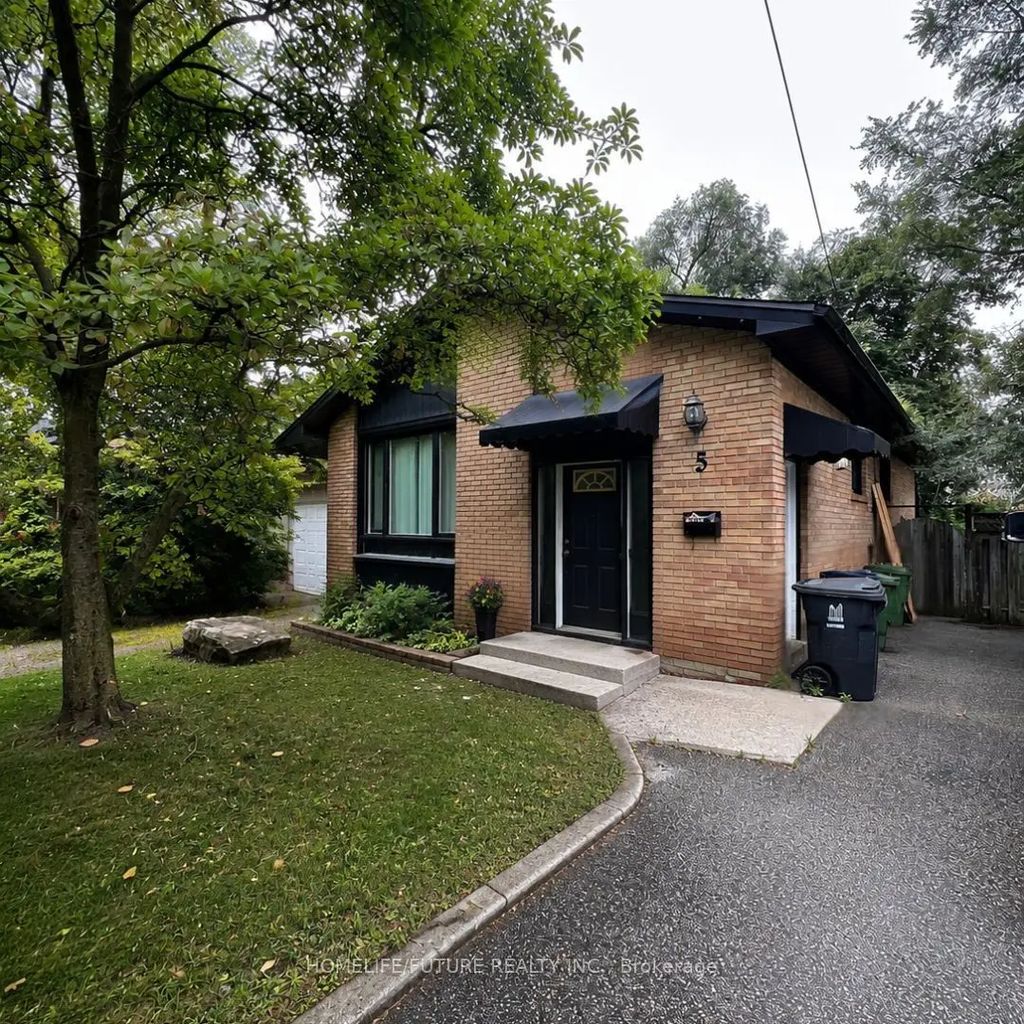 5 Watson Street, Toronto E10