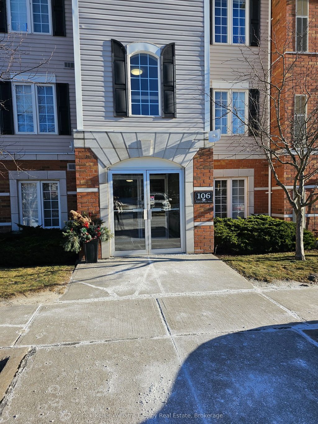 106 Aspen Springs Drive 306, Clarington