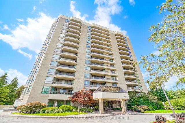 700 Wilson Road N 305, Oshawa