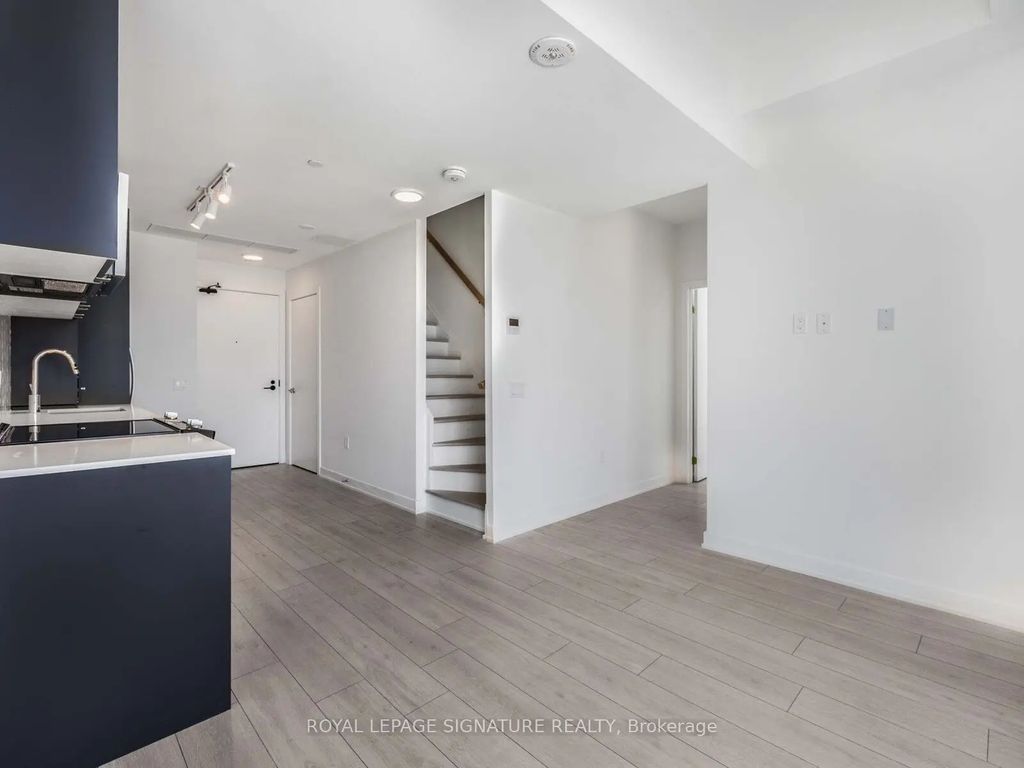 1610 Charles Street 167, Whitby