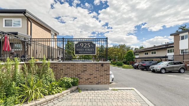 925 Bayly Street 16, Pickering
