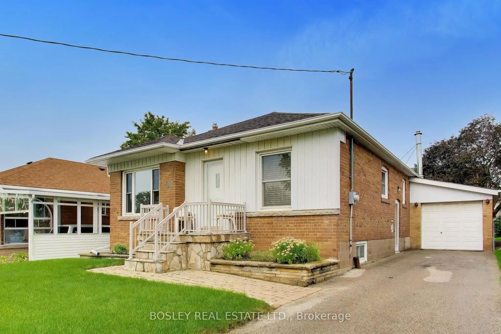 24 Tulip Drive, Toronto E04