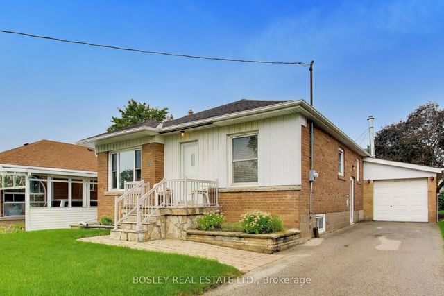 24 Tulip Drive, Toronto E04