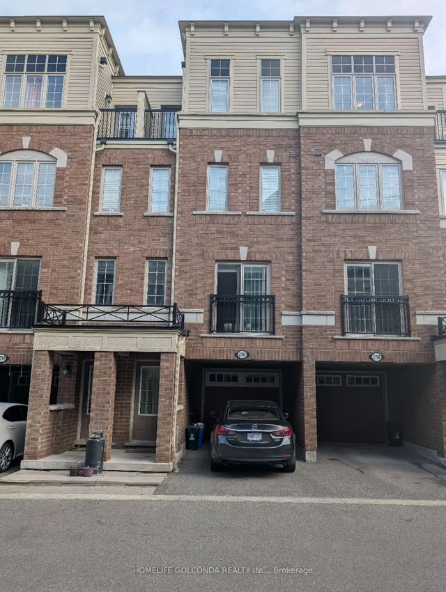 2706 Deputy Minister Path, Oshawa