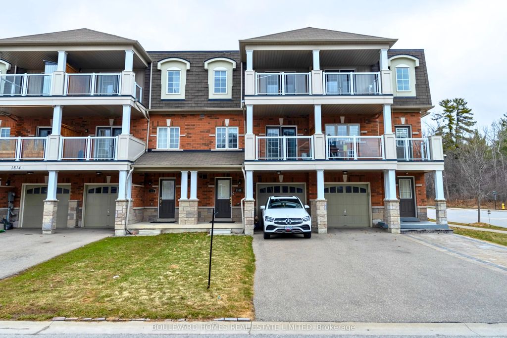 1518 Shepway Mews, Pickering