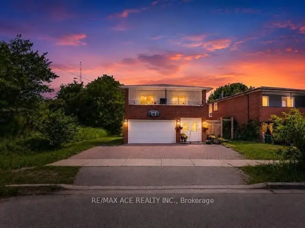 149 Nelson Street Main, Toronto E09