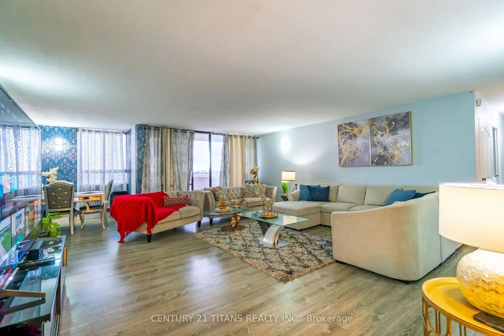 3 Massey Square 3001, Toronto E03
