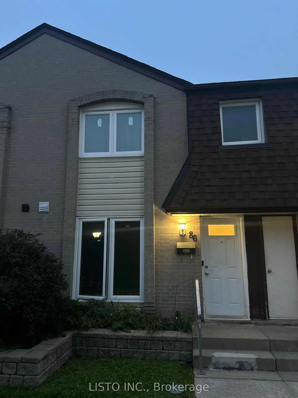 21 Livonia Place 86, Toronto E09