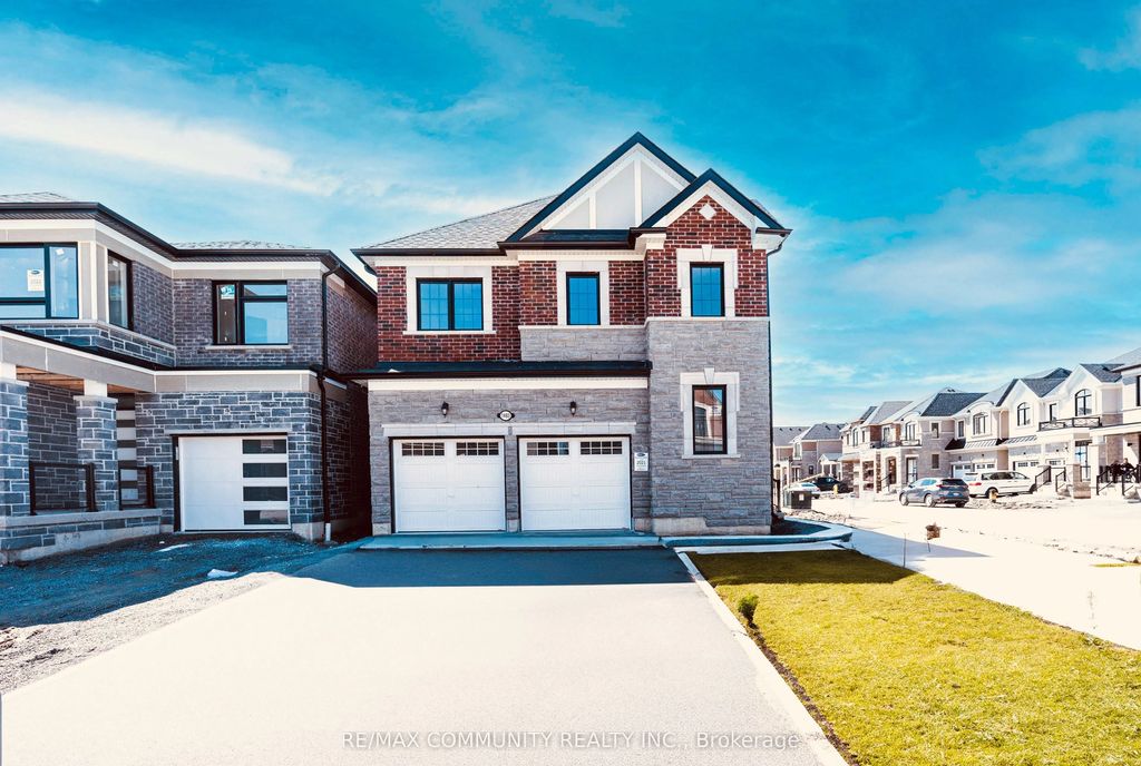 1483 Mockingbird Square, Pickering