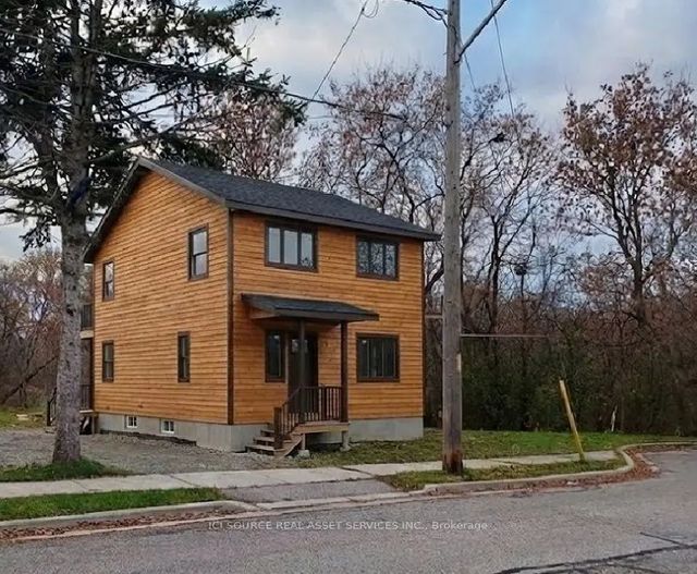 85 Hall Street, Oshawa