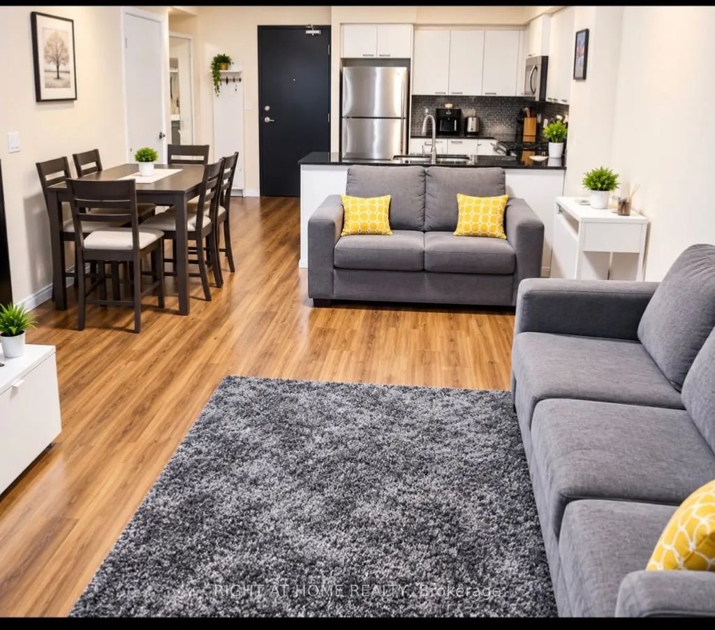 2152 Lawrence Avenue E 910, Toronto E04