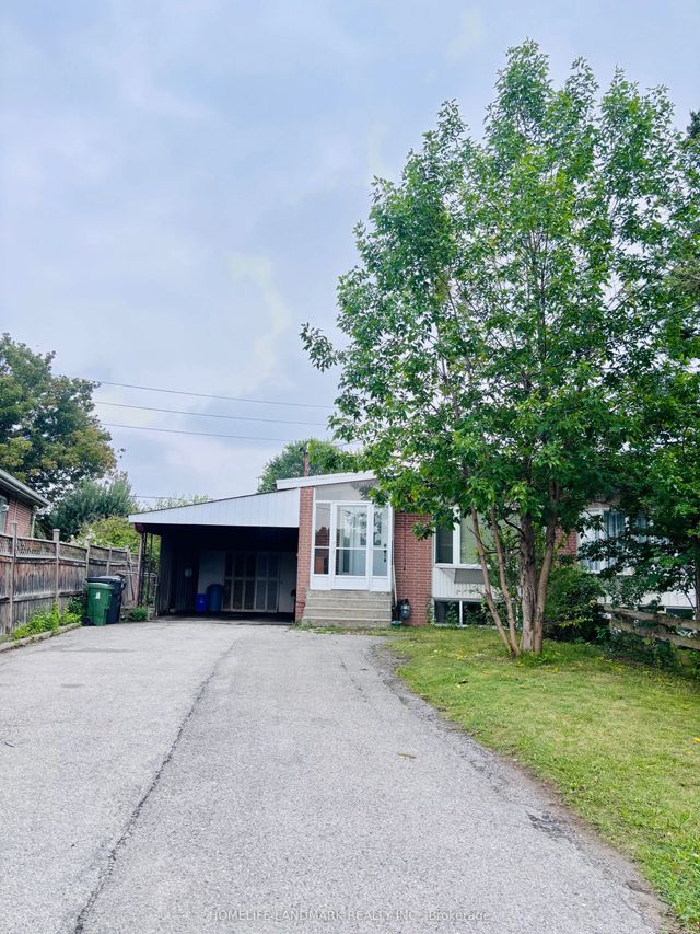 97 Tourmaline Drive, Toronto E05