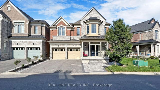 1815 Fairport Road 6, Pickering