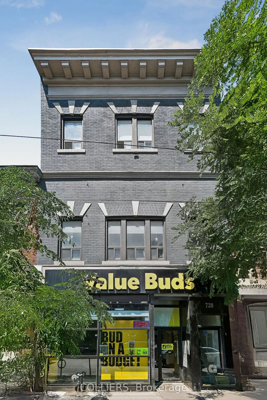728 Queen Street E, Toronto E01