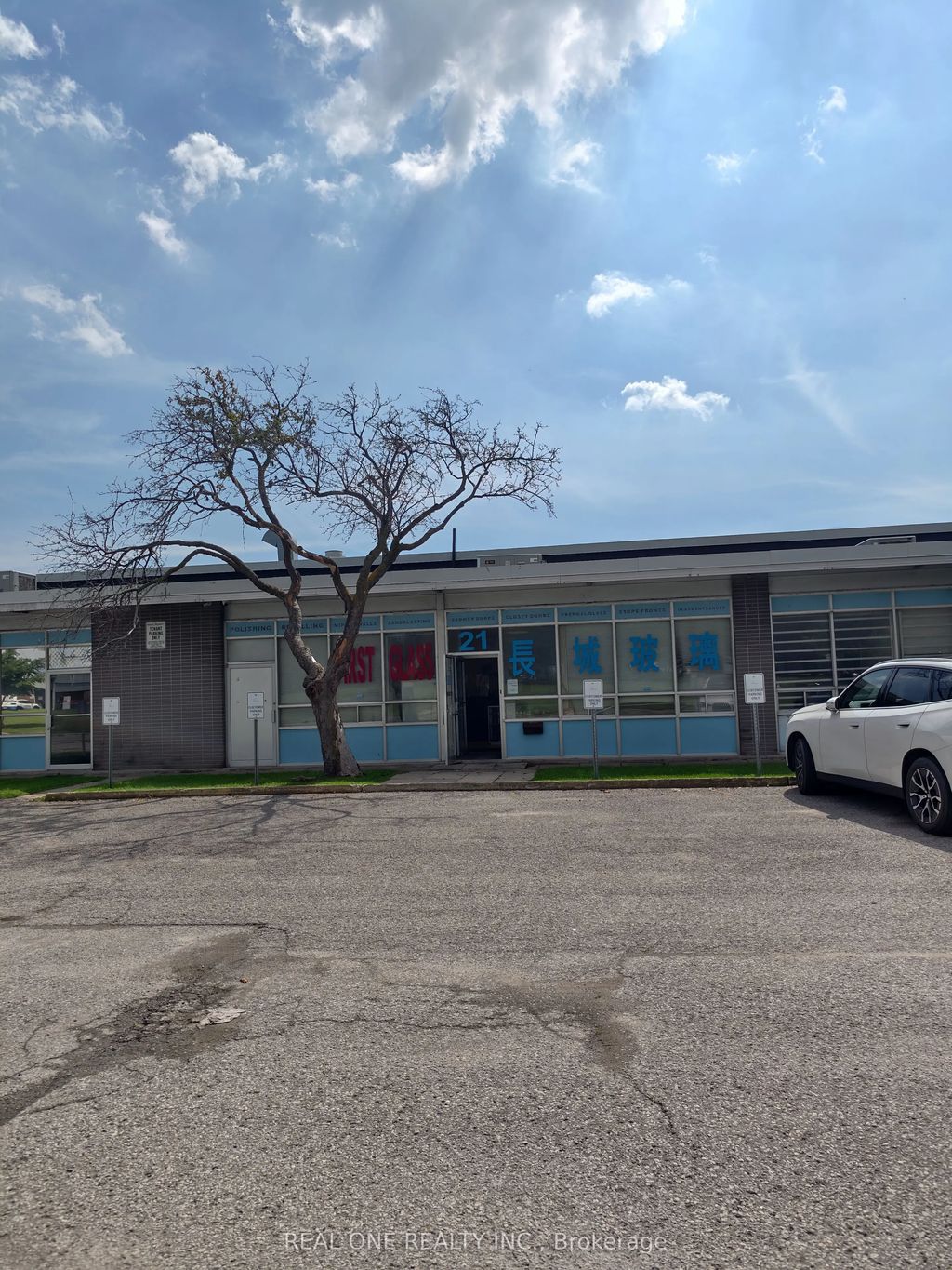 21 Metropolitan Road, Toronto E04