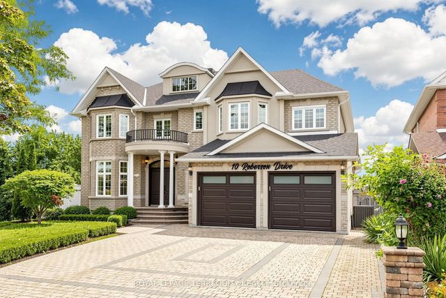 10 Roberson Drive, Ajax