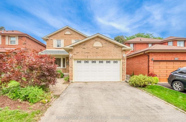 1019 Rouge Valley Drive, Pickering