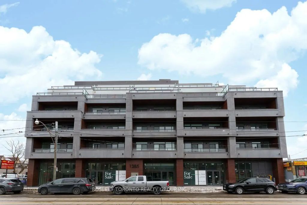 1285 Queen Street E 504, Toronto E01