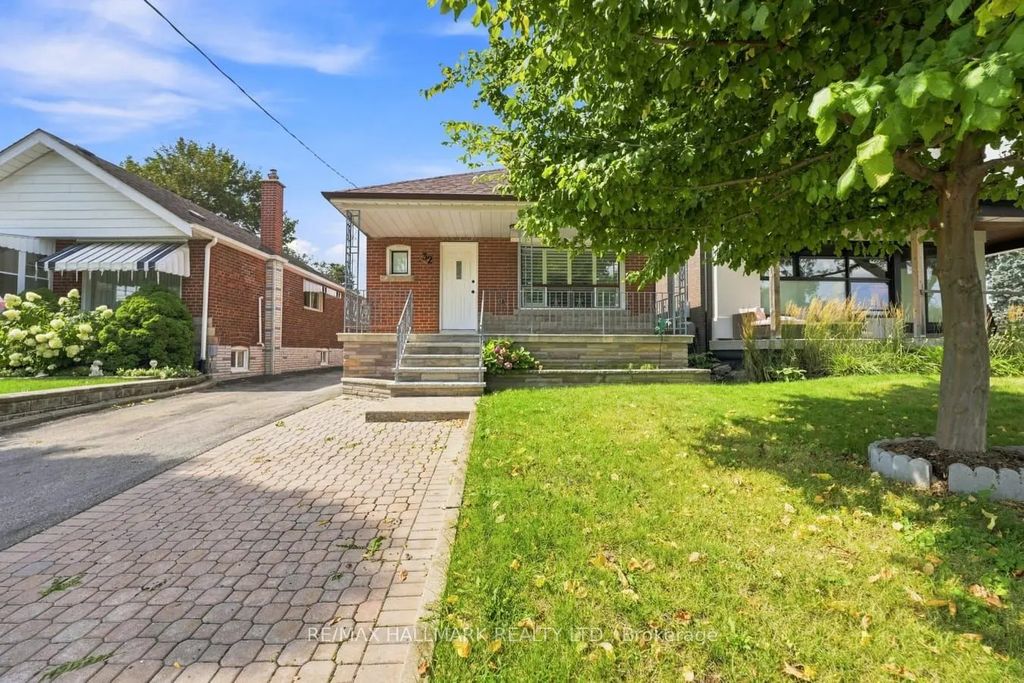 32 Denvale Road, Toronto E03