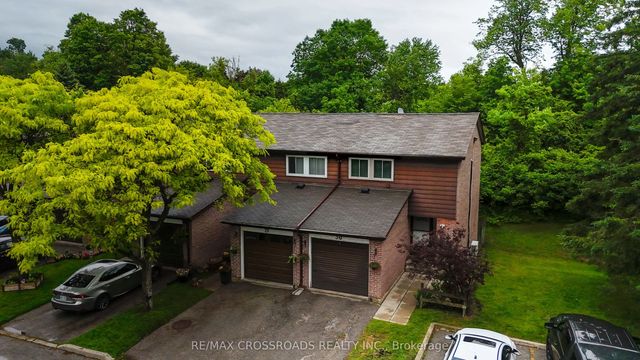 350 Camelot Court 30, Oshawa
