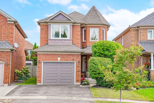 97 Bach Avenue, Whitby