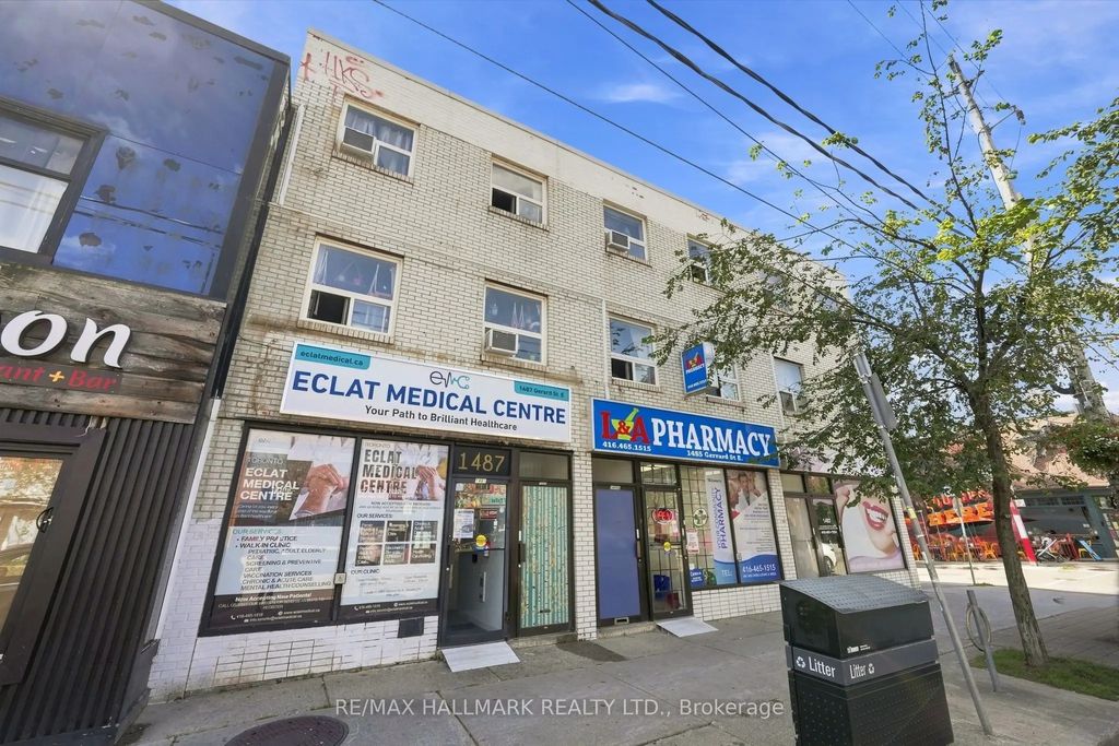 1487 Gerrard Street E, Toronto E01